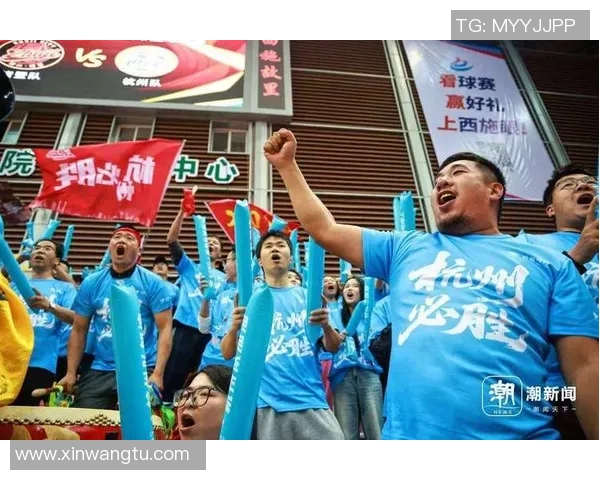 杭州乒乓球队在精英赛中以65分高居积分榜首位展现强劲实力 杭州乒乓球队在精英赛中以65分高居积分榜首位展现强劲实力